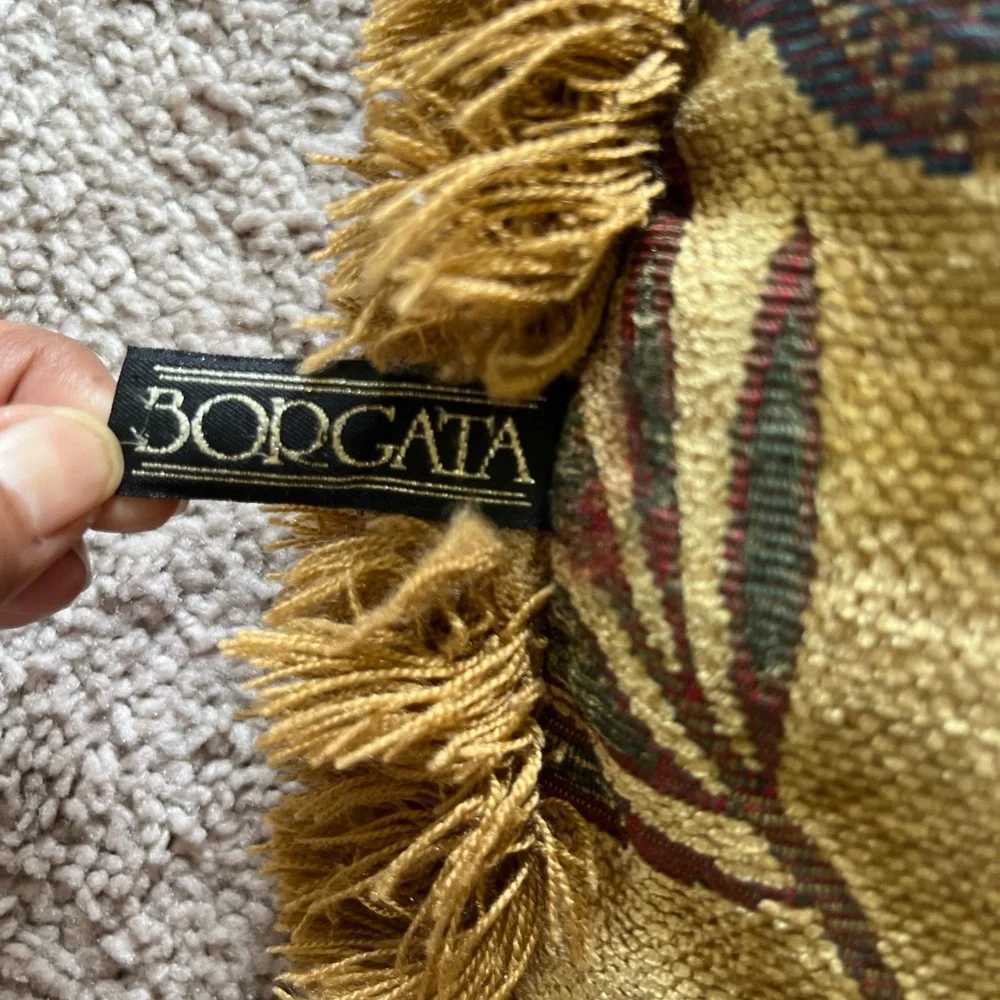 BORGATA decorative accent throw pillow 18”*18”